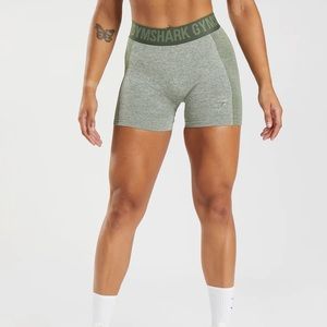 Gymshark Midrise Flex Shorts